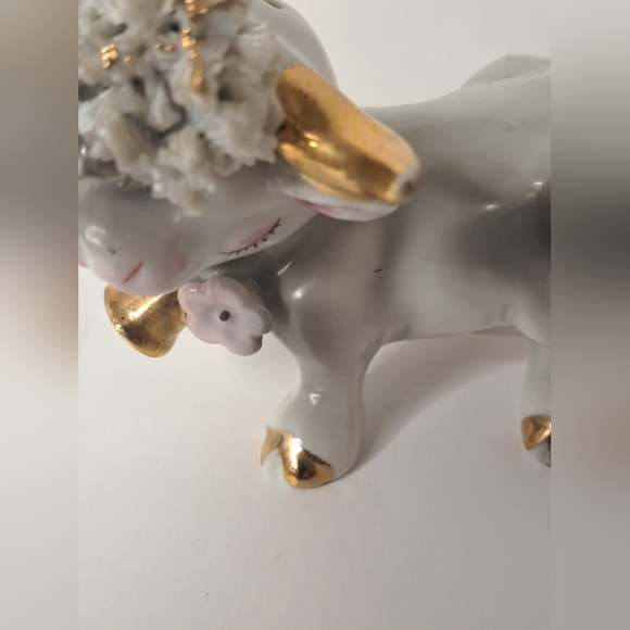 Vintage Spaghetti Cow Bull Kitschy Figurines Gold Roses Pair Set Of 2 Japan - Picture 10 of 12